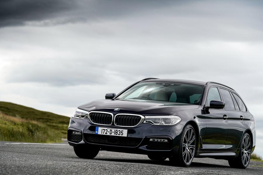  BMW 530d xDrive Touring M Sport (G31) 2017 года  (UK) (фото 36 из 40)